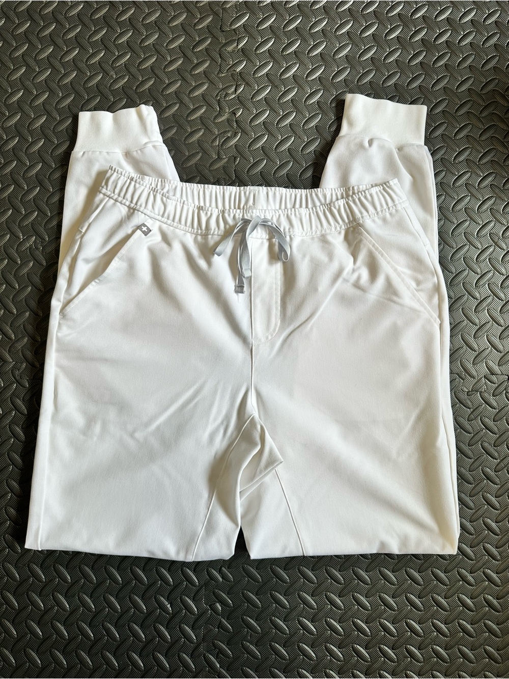 FIGS Tansen *TALL* Jogger Scrub Pants 
(Purchased as Men Style)